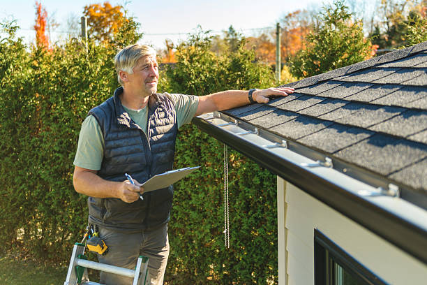 Professional Roof Replacement technician working in Hamilton, IL